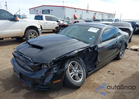 2014 Ford Mustang V6 из США, поврежденный, VIN 1ZVBP8AM7E5332707